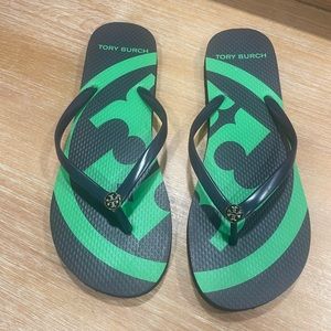 Women’s Tory Burch thong sandals size 10. Dark blue with green logo